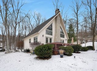 419 Highland Hills Cir, Howard, OH 43028