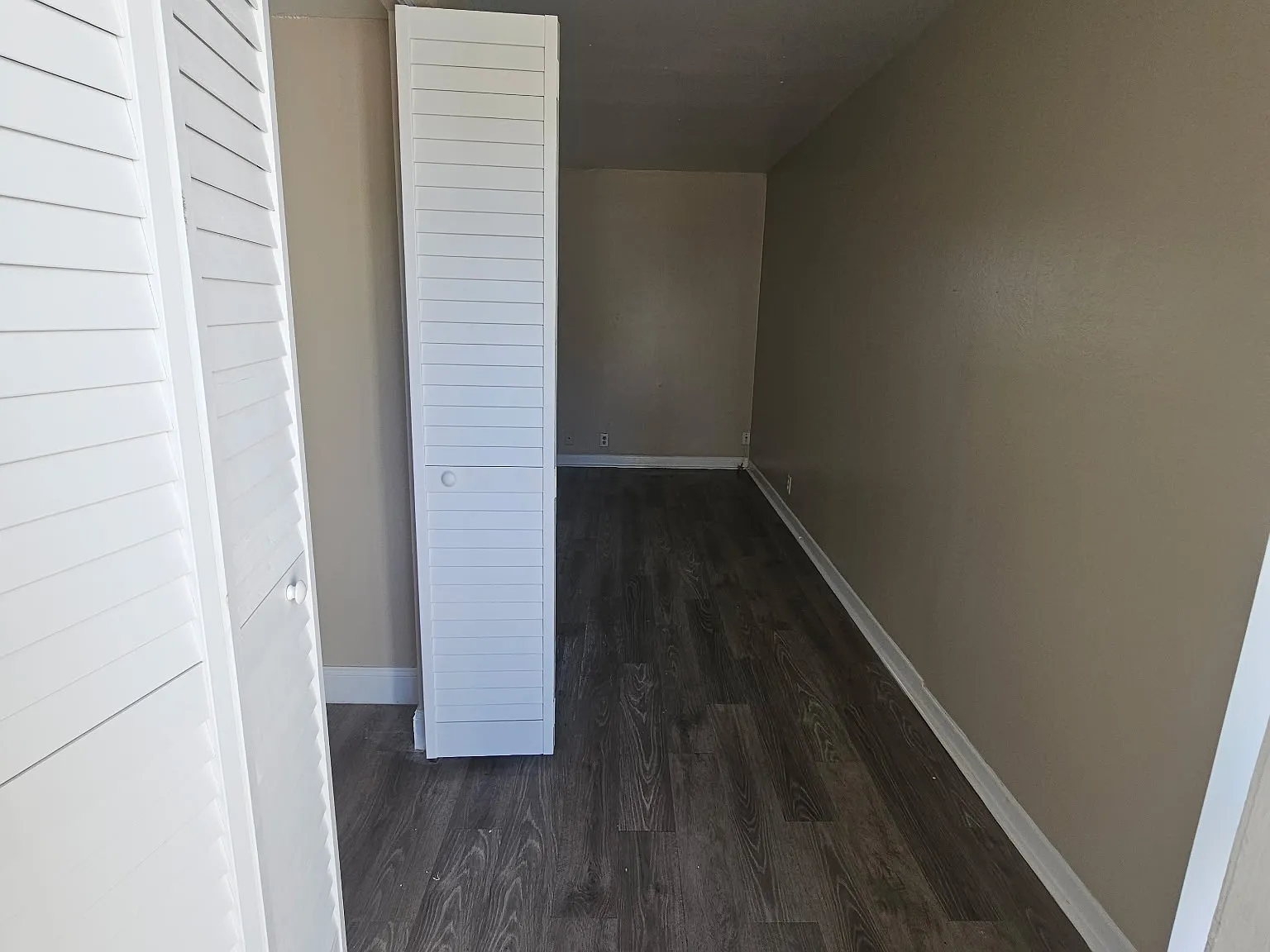 260 W Van Fleet Dr — Photo 4