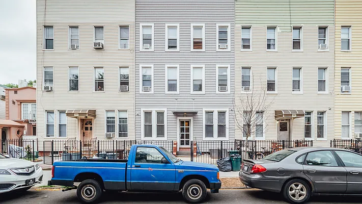 Rented by Terra Magia Inc | media 25