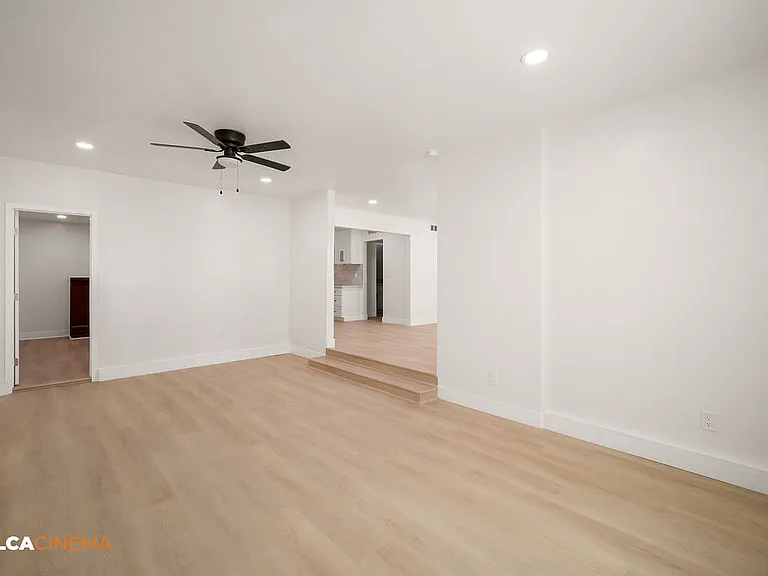 10800 Santa Barbara St — Photo 13