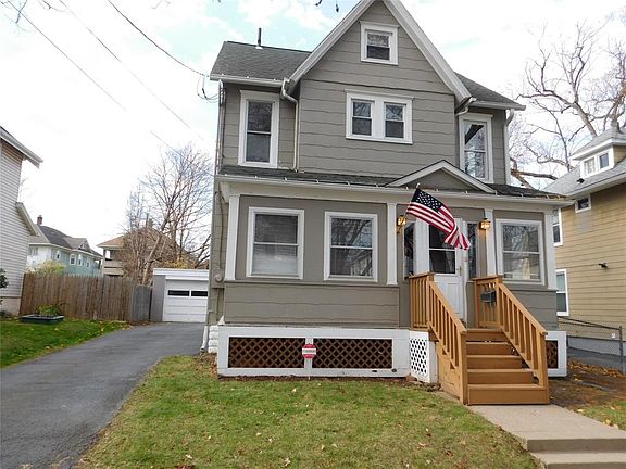 2nd image of 28 Duane Ave
