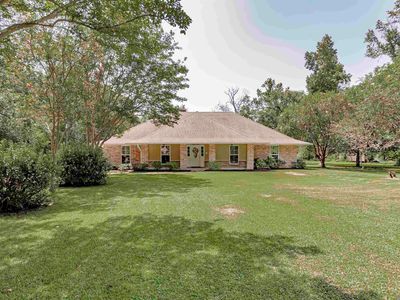 8242 Comite Acres Dr, Baker, LA, 70714