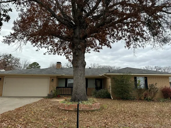 1713 Lacey Dr, Durant, OK 74701