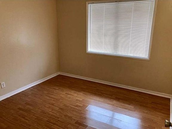 2nd image of 15545 Heartsease Ln