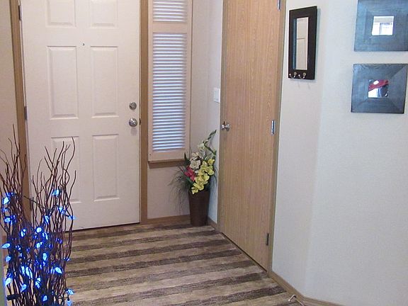 5th image of 2714 20th Street Pl SW