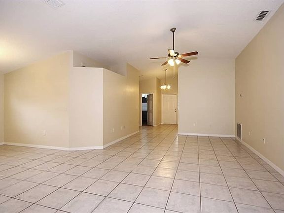 3rd image of 2265 Saint Andrews Dr
