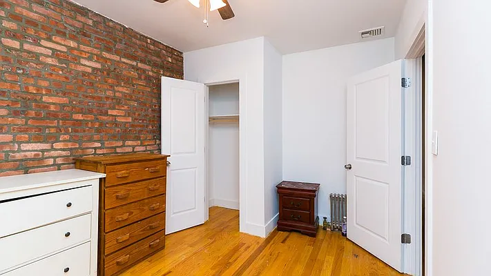 Rented by Nooklyn NYC LLC | media 37