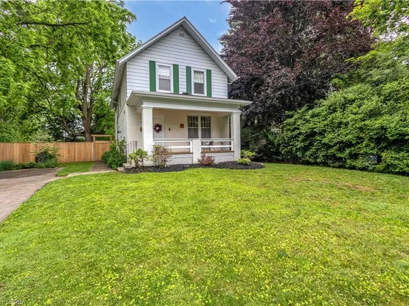 11 Tutela Heights Rd, Brantford, ON N3T 1A2