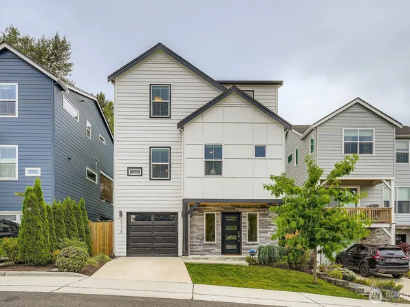 9738 Lindsay Place S, Seattle, WA 98118