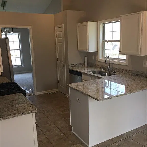 2575 Hamilton Chase Run — Photo 6