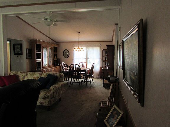 5th image of 188 Norway Dr