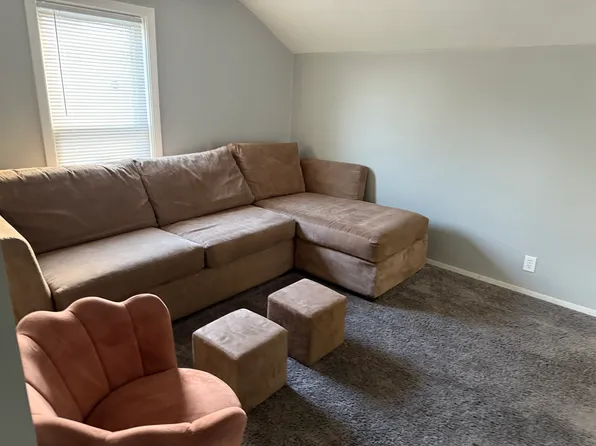 521 E 3rd St #1/2, Mishawaka, IN 46544