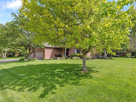 4th image of 7707 Wheelwright Ct