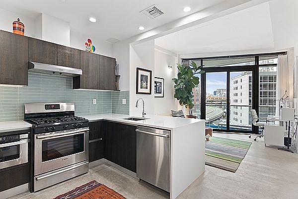 1st image of 4277 Hunter St #5A