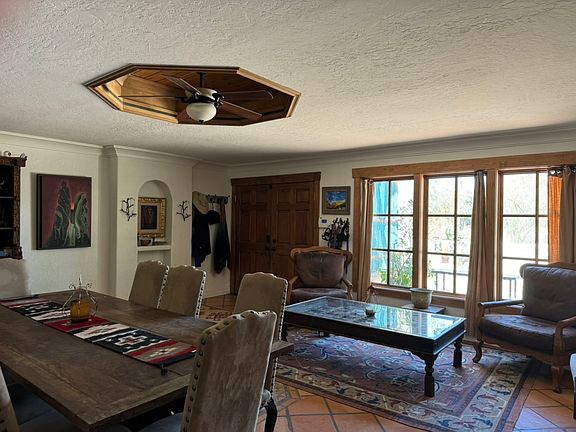 Living room & Dining room