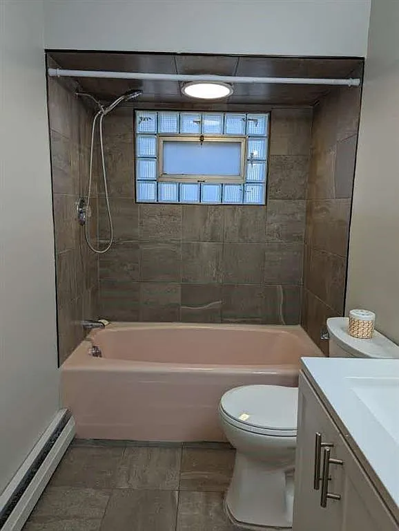 Building Photo - 652 Armistice Blvd #2