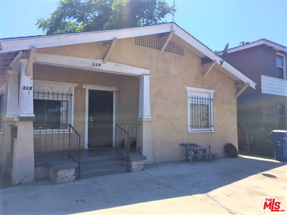 2nd image of 318 W 66th St