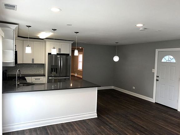 4th image of 11709 S Komensky Ave