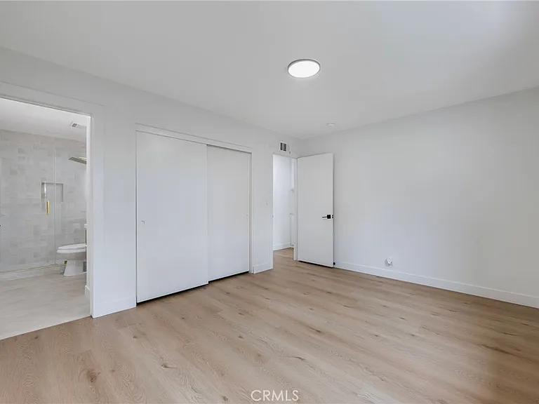5402 Jefferson St — Photo 52