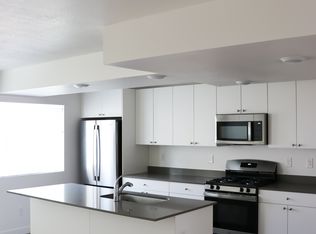 182 S Bushnell Way, Clearfield, UT 84015