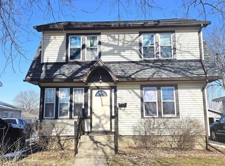 422 Jackson St, Waupun, WI 53963