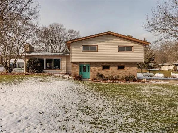 2362 Kellogg Rd, Hinckley, OH 44233