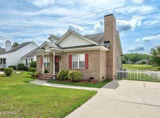 1617 Shamrock Ln, Rocky Mount, NC 27804