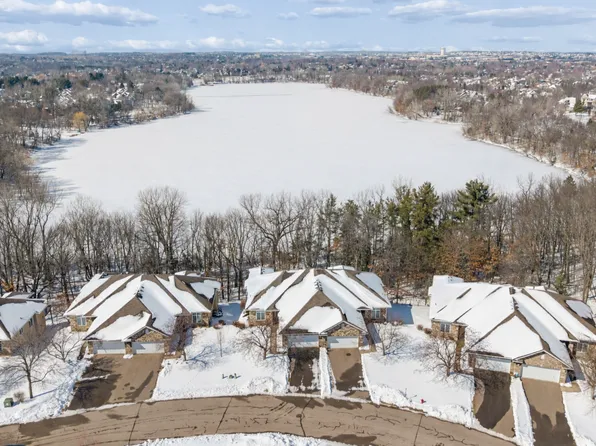 10420 Lancaster Ln, Woodbury, MN 55129