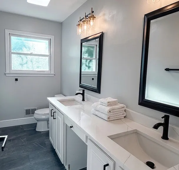 556 Jefferson St — Photo 7