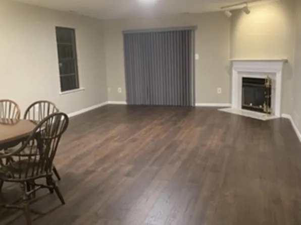 213 Allens Ln, Mullica Hill, NJ 08062