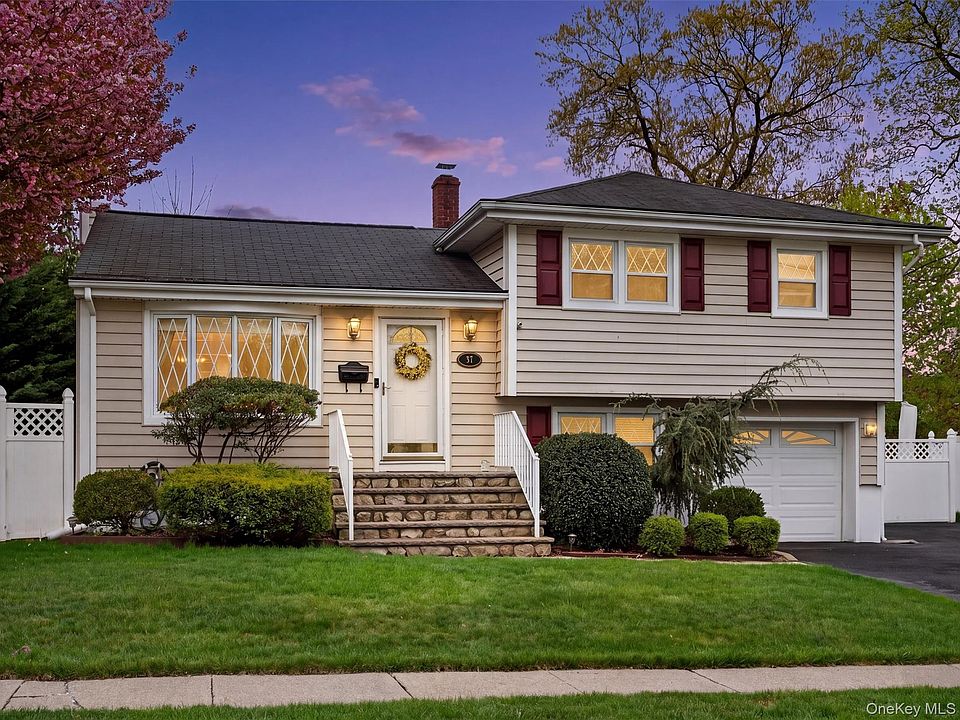 1st image of 37 Maplewood Boulevard