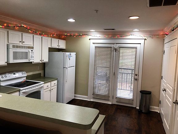 2nd image of 3918 Cherokee Woods Way APT 206