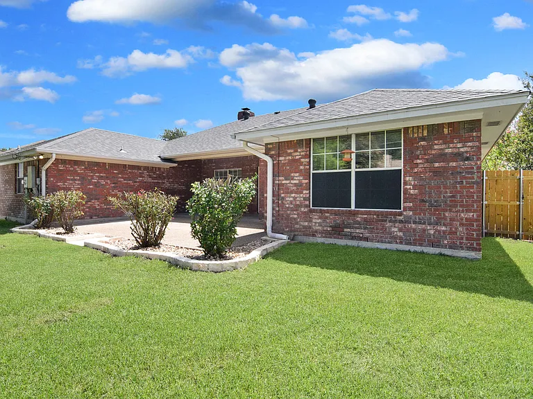 112 Tiger Cir — Photo 21