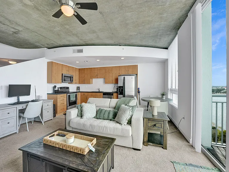 300 S Australian Ave #1009 — Photo 9