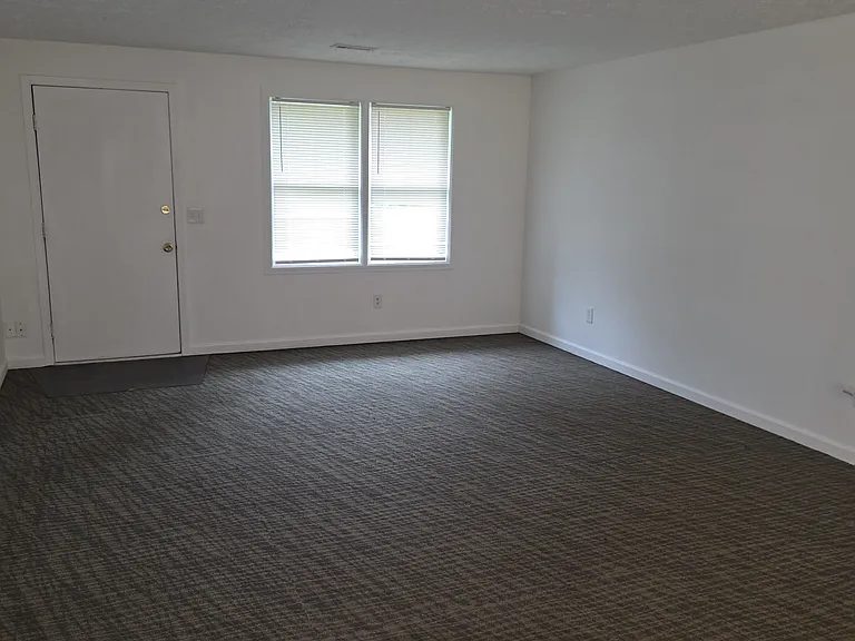 2395 Cobb Dr — Photo 11