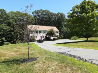 35 Powder Mill Dr #35, Kennebunk, ME 04043