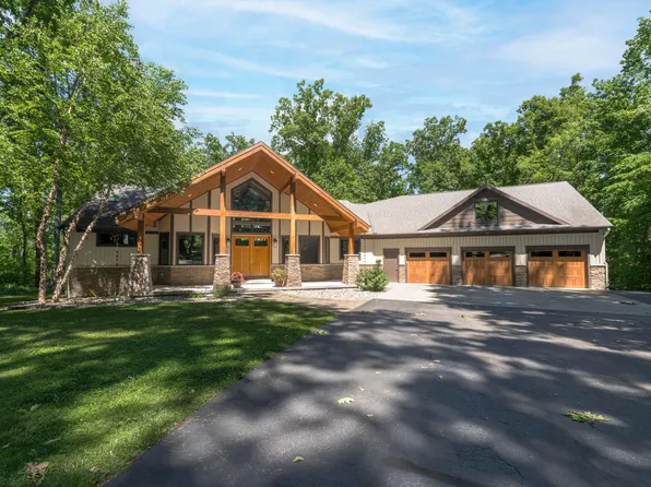 14295 Peninsula Dr, Galesburg, MI 49053