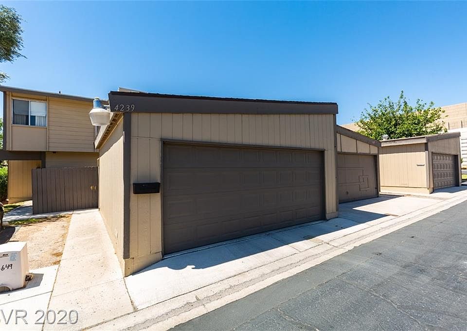 1st image of 4239 Kona Coast Way