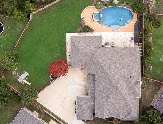 3rd image of 1204 Peacham Ct