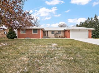 194 E Walnut St, Herscher, IL 60941