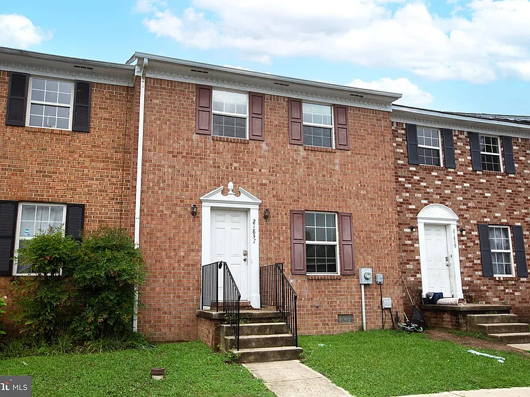 21837 Ronald Dr — Photo 24