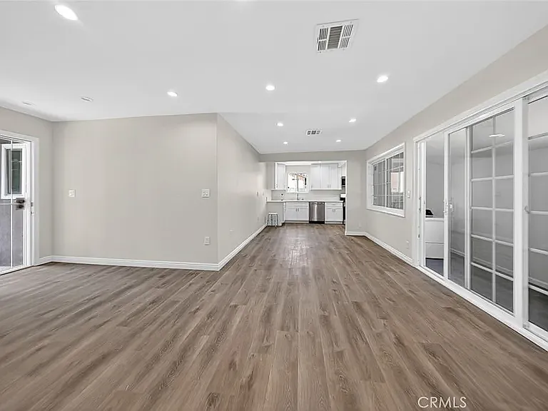 14831 Nordhoff St — Photo 18