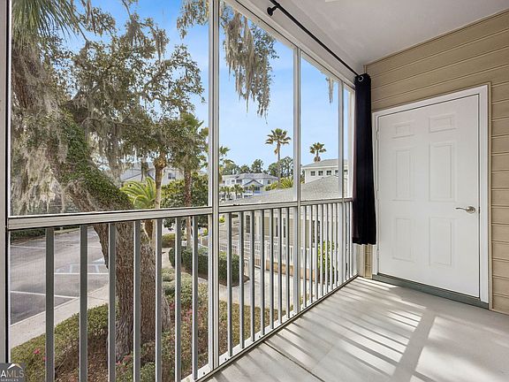 4th image of 1704 Frederica Rd APT 428