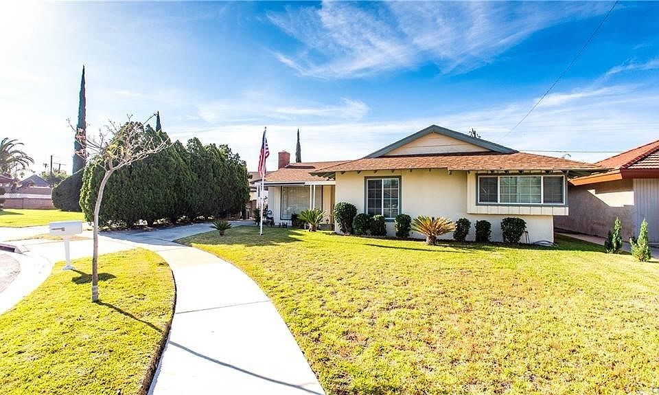 1st image of 17399 Orchid Dr
