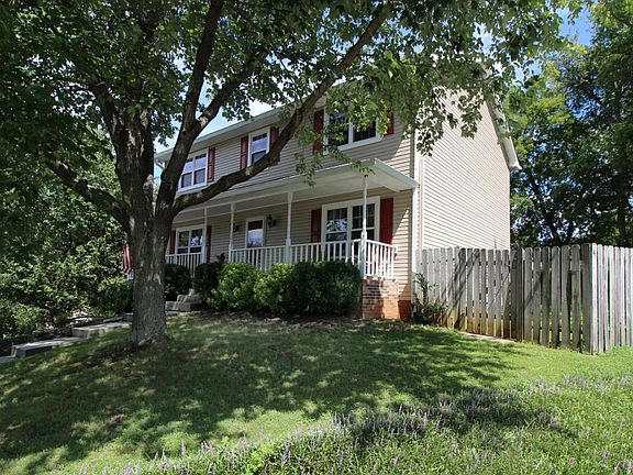 3rd image of 212 Hanna Point
