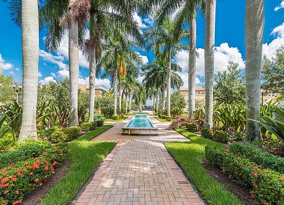 14738 SW 12th Street, Pembroke Pines, FL 33027