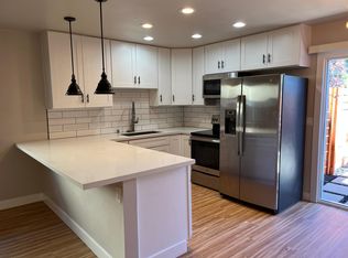 2248 Manchester Ave APT 1, Cardiff, CA 92007
