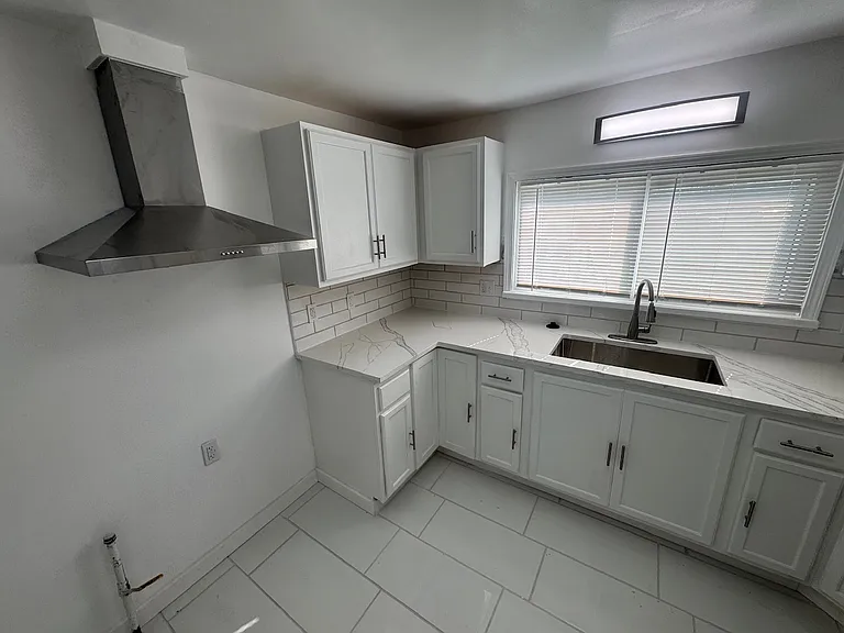 33754 Floyd St — Photo 6