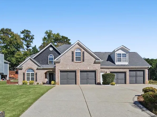 3818 Glenlake Dr, Douglasville, GA 30134