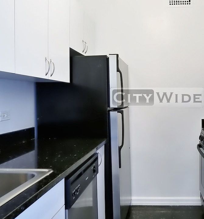 2nd image of 405 E 56th St APT 7O